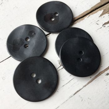 SMALL BLACK HAMMERED BUTTON